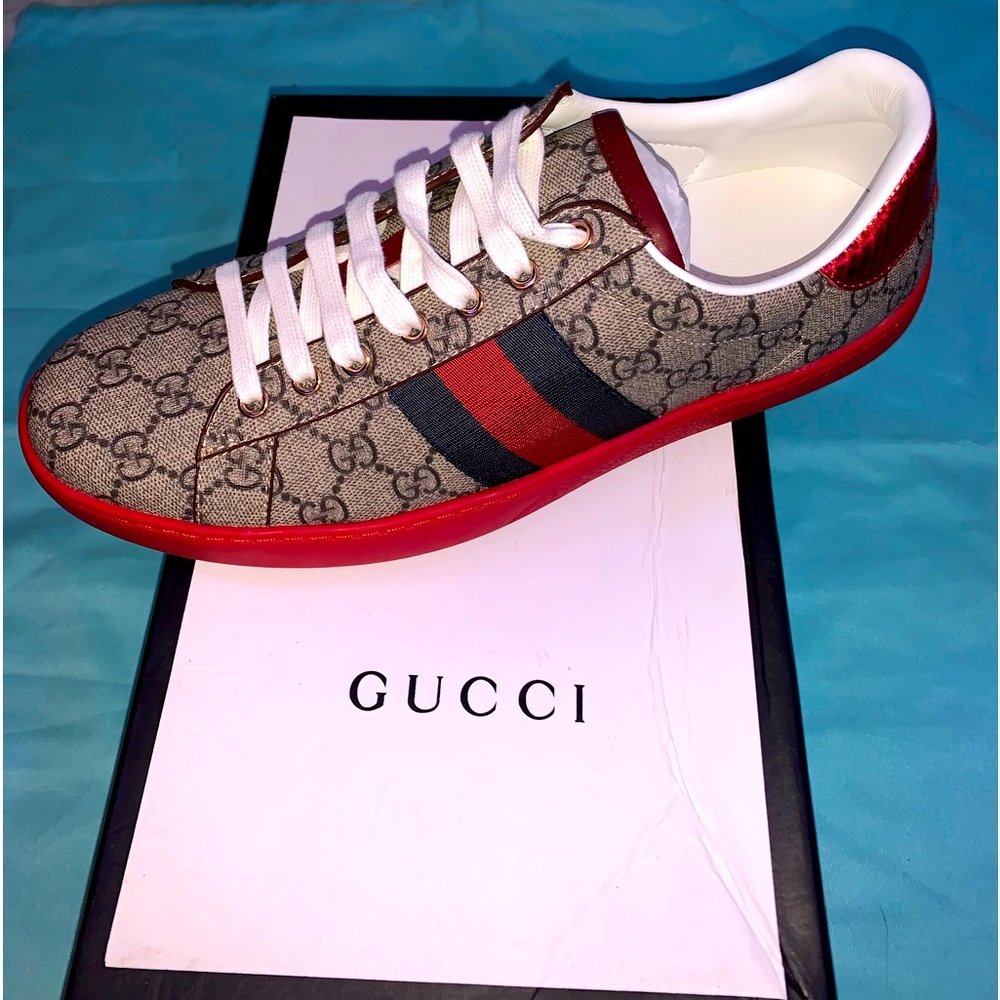 Gucci-Men’s Ace GG Supreme Sneaker